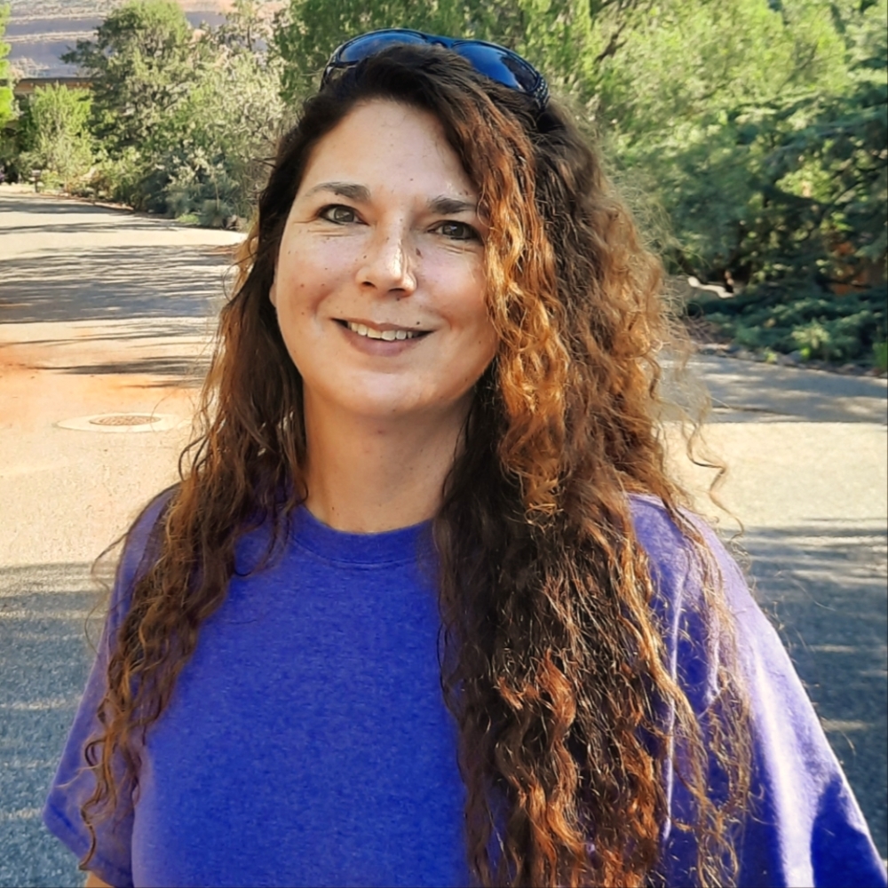 Meet your Posher, Andrienne